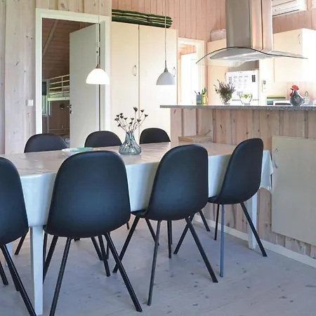 בית נופש Nice In With Kitchen *