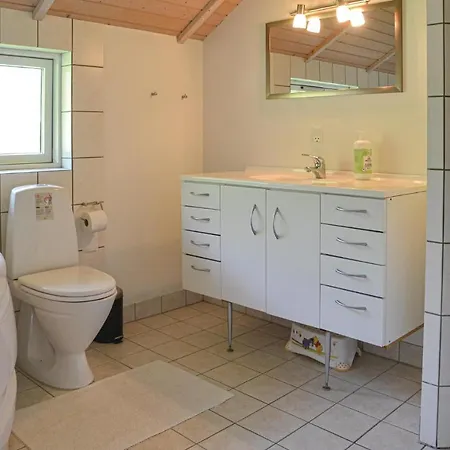 Nice In With Kitchen הובבורג